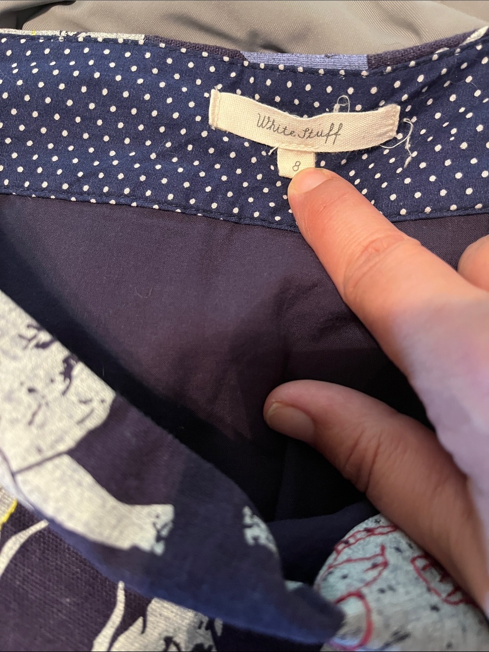 Women’s Elephant Print Navy Skirt with Lining and Pockets Size 8 - Picture 2 of 3